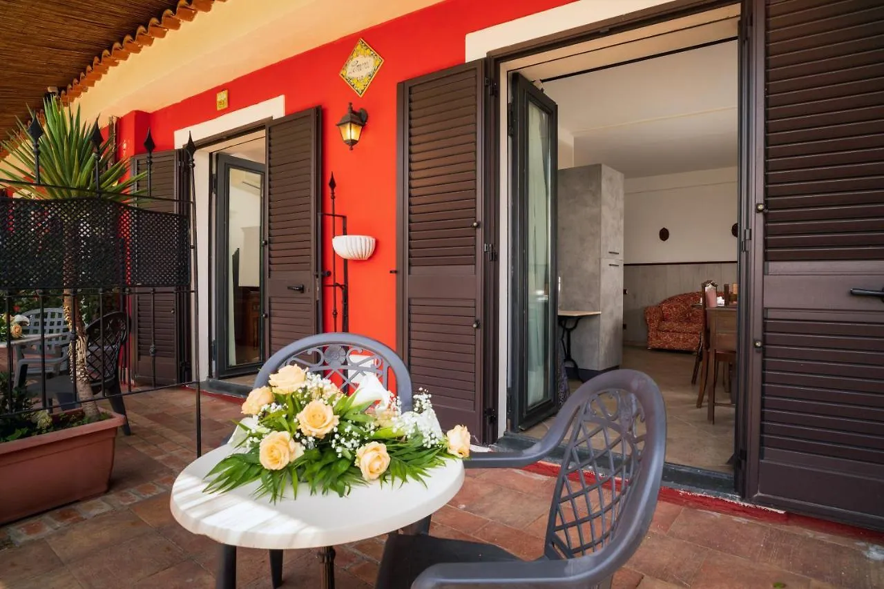 Garden Cottage I Dammusi - Limoni Castelmola Italy