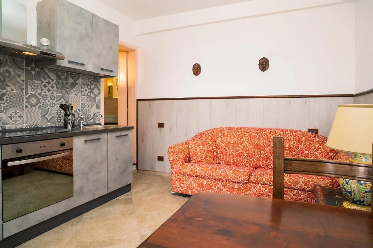 Apartment Garden Cottage I Dammusi - Limoni Castelmola
